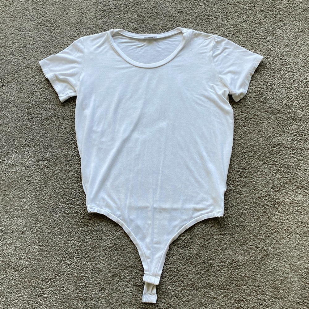 Alix Round Neck Short Sleeve Bodysuit - Picture 2 of 7